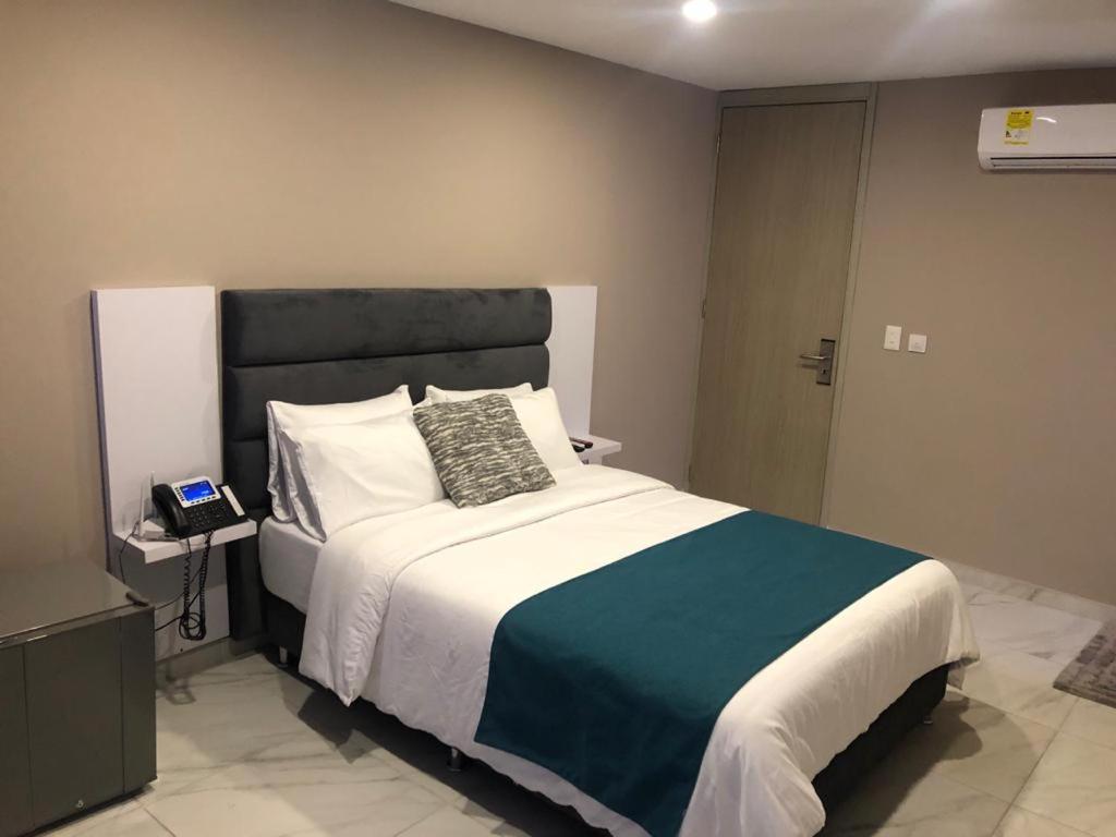 Or Hotel 94 바랑키야 외부 사진