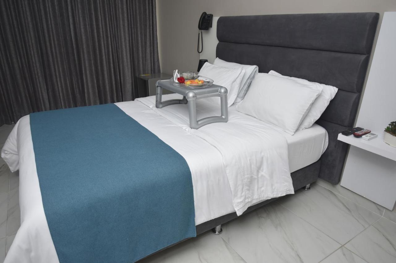 Or Hotel 94 바랑키야 외부 사진